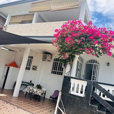 Lavender Hotel Le Morne Exterior photo