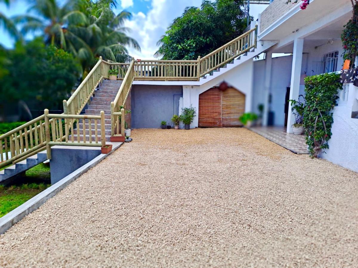 Lavender Hotel Le Morne Exterior photo