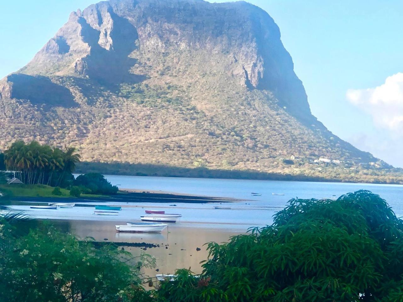 Lavender Hotel Le Morne Exterior photo