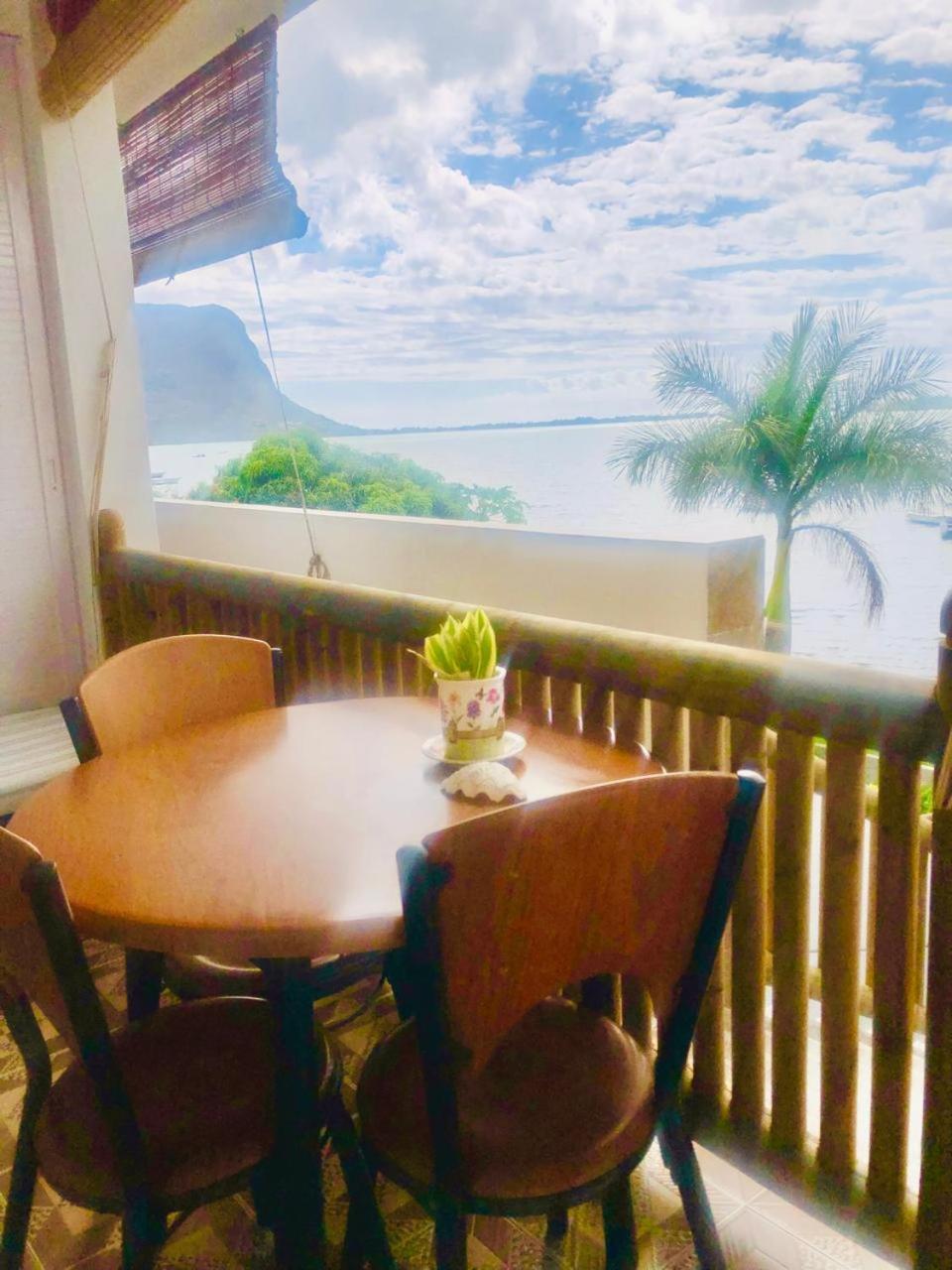Lavender Hotel Le Morne Exterior photo